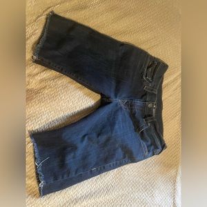 TRUE RELIGION Ricky Relaxed Straight in wanted man (dark wash denim)